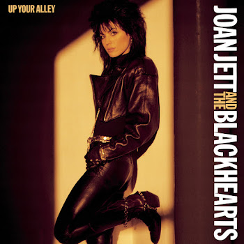 Joan Jett & The Blackhearts - I Hate Myself For Loving You