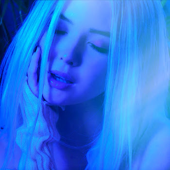 Liili - Hot (Sped Up)